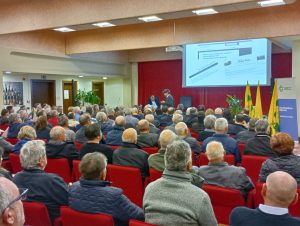 La platea intervenuta ieri a Negrar.