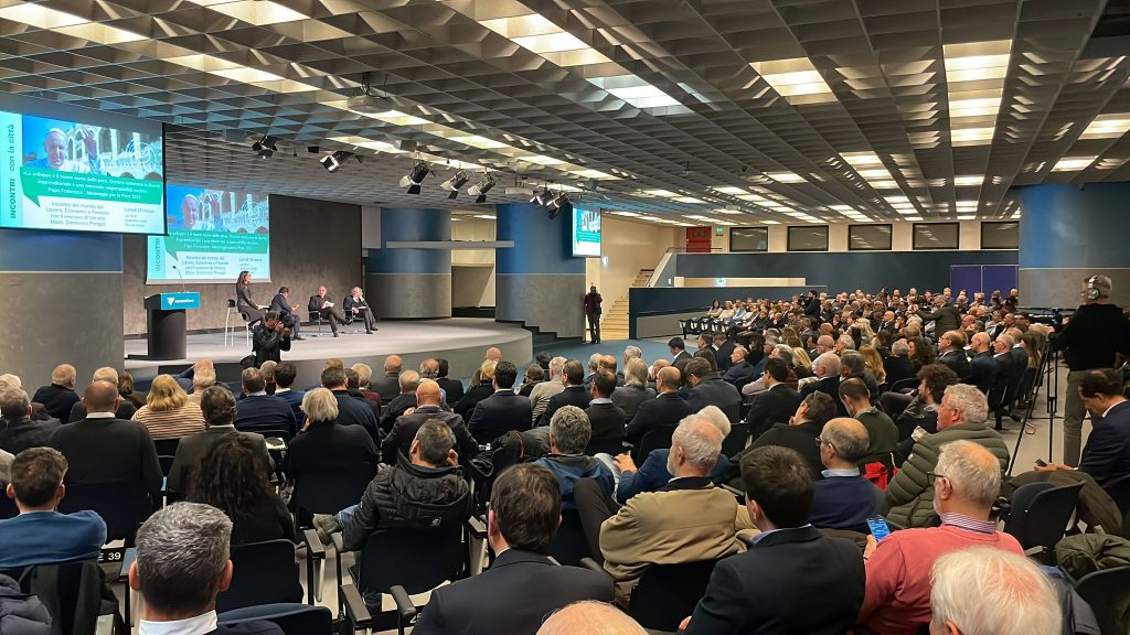 Pompili economia vescovo incontro