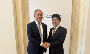 Urso con il viceministro degli Interni e Comunicazione del Giappone