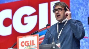 Pino Gesmundo, segretario confederale della CGIL.