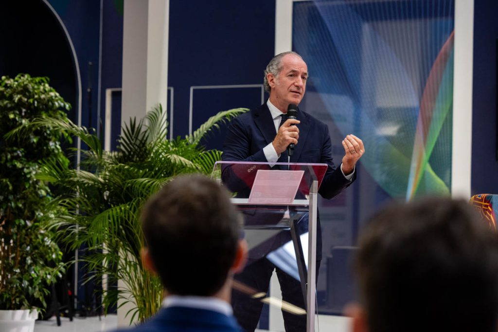 Luca Zaia Transport Logistic Monaco Hyper Transfer (1)