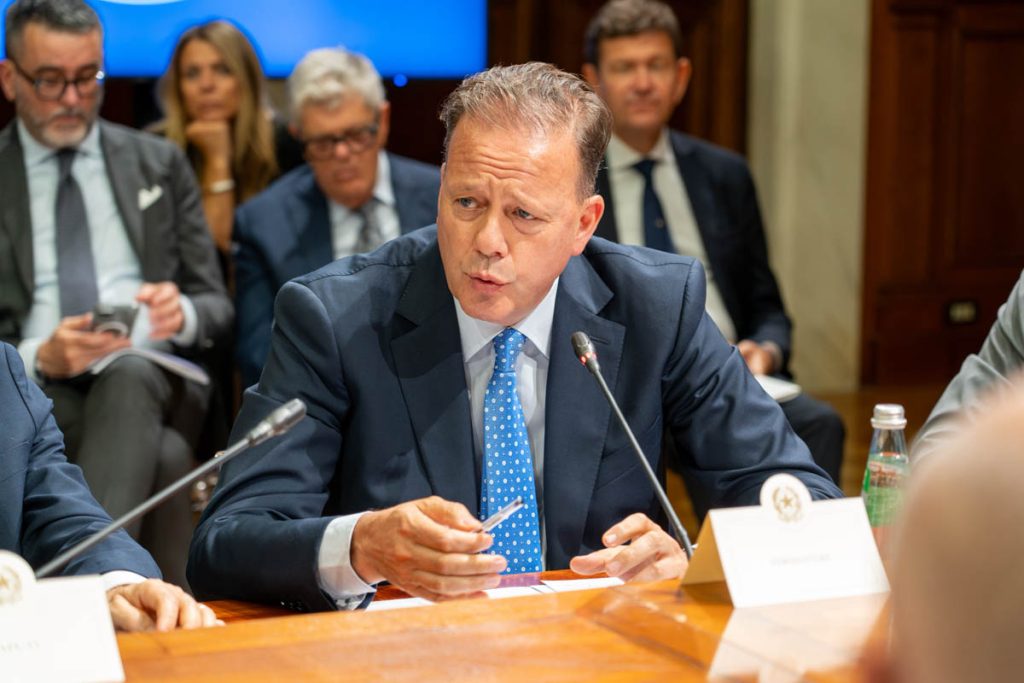 Federico Bricolo al Tavolo tecnico vino - Palazzo Chigi - Foto Masaf