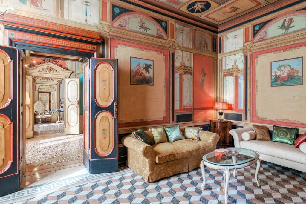 Sotheby's - Dimora storica piazza Erbe Verona all’interno delle Case Mazzanti